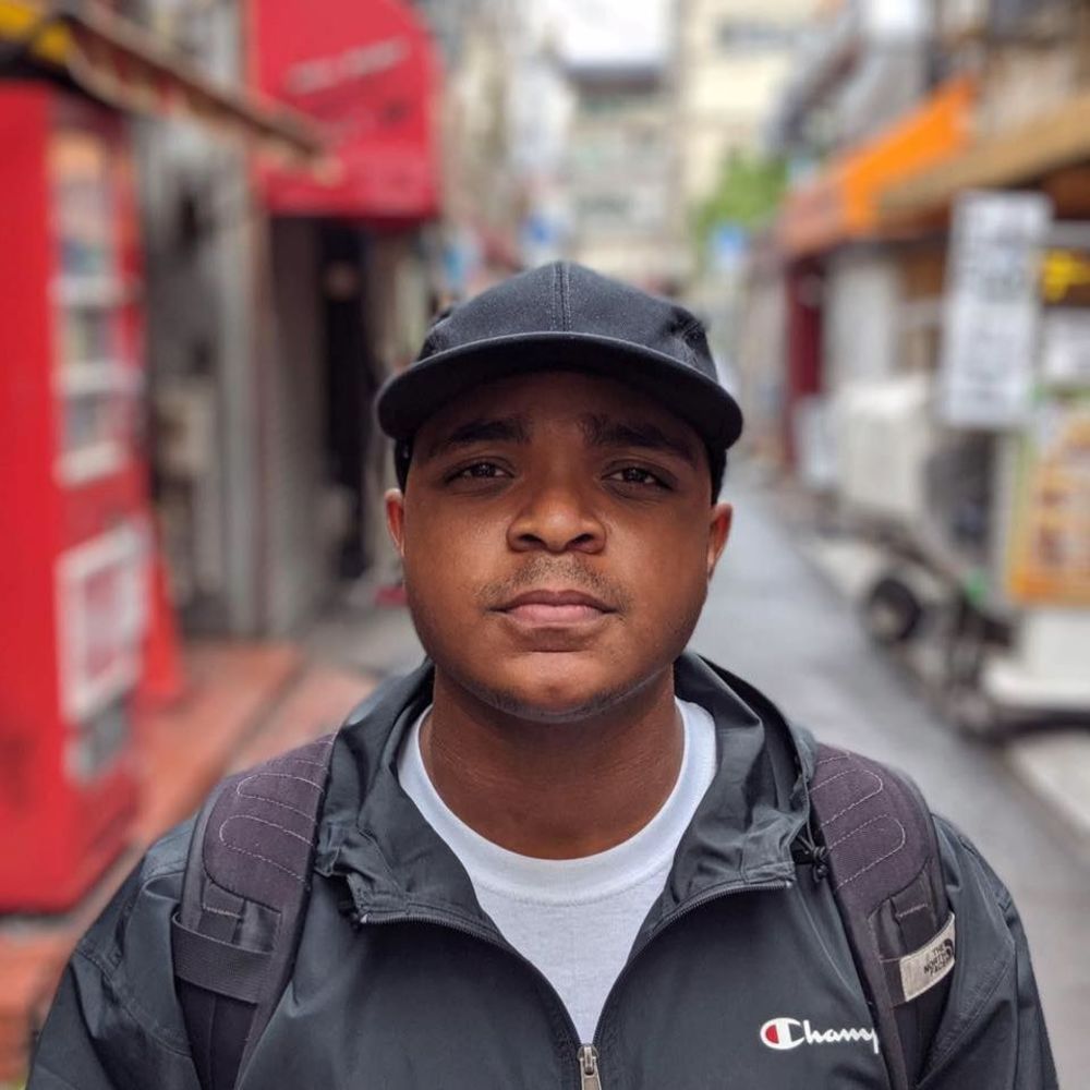 Meet your Posher, Devlin